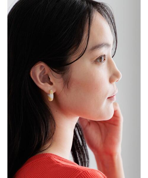 Te chichi(テチチ)の「サークルモチーフピアス(ピアス(両耳用)・レディース・ブラウン/オフホワイト・F)」の1枚目の写真