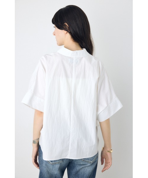 AZUL by moussy（アズールバイマウジー）の「フロントタック半袖ドルマンブラウス（シャツ/ブラウス・レディース・オフホワイト/サックスブルー/イエロー/ストライプ・SMALL/MEDIUM）」の9枚目の写真