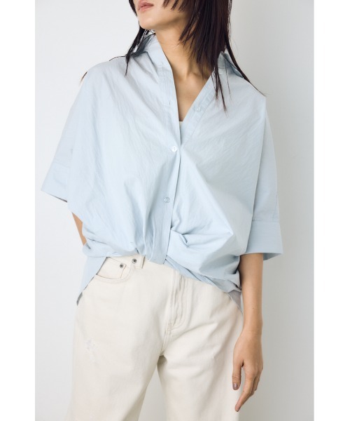 AZUL by moussy（アズールバイマウジー）の「フロントタック半袖ドルマンブラウス（シャツ/ブラウス・レディース・オフホワイト/サックスブルー/イエロー/ストライプ・SMALL/MEDIUM）」の16枚目の写真