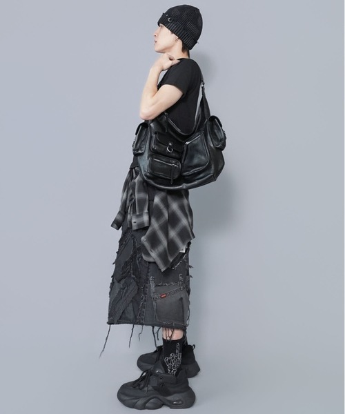 SPINNS(スピンズ)の「“キラッとロゴで差つく” 短丈半袖Tシャツ/ラインストーン(Tシャツ/カットソー・メンズ・ホワイト/ブラック系その他/ブラック/ピンク系その他・ONESIZE)」の18枚目の写真