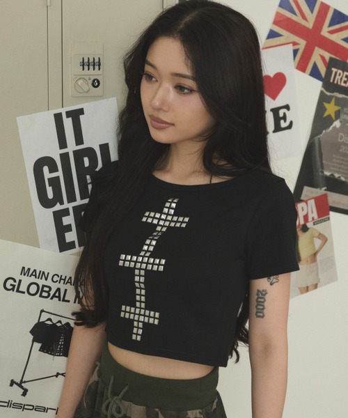 dispark(ディスパーク)の「DISPARK/【26年春夏新作】クロススタッズT(Tシャツ/カットソー・レディース・ブラック/ホワイト・FREE)」の9枚目の写真