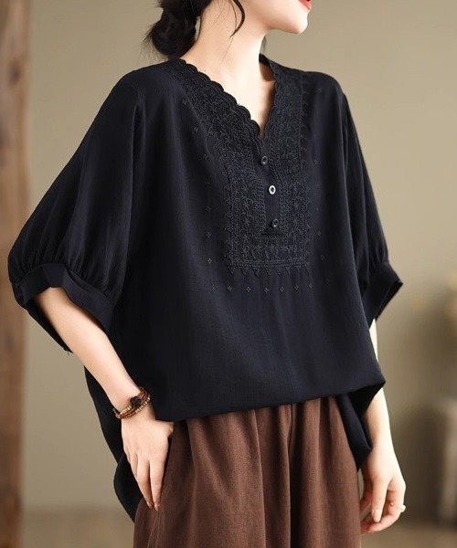 ブラウスブラックmaro-sunao様 刺繍スカラップネックブラウス（シャツ/ブラウス）｜mielu（ミエル）の