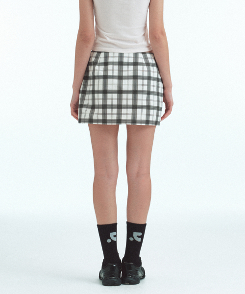 Rest&Recreation（レストアンドレクリエーション）の「RR CHECK MINI SKIRT - IVORY（スカート・レディース・その他・SMALL/MEDIUM）」の5枚目の写真
