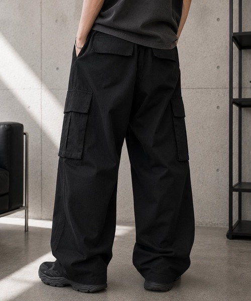 8(eight)(エイト)の「ワイドカーゴパンツ(カーゴパンツ・メンズ・ブラック/カーキ/ブラウン/グリーン・LARGE/MEDIUM/X-LARGE)」の1枚目の写真