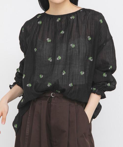 KBF(ケイビーエフ)の「『STAFF DESIGN PROJECT』2WAY刺繍ブラウス(シャツ/ブラウス・レディース・ブラック系その他/ブラウン系その他/ホワイト系その他・ONE)」の13枚目の写真
