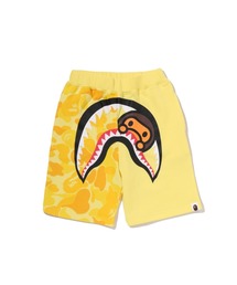 A BATHING APE（アベイシングエイプ）の「ABC CAMO MILO SHARK SWEAT SHORTS（スウェットパンツ）」
