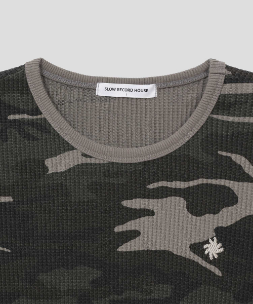 SLOW RECORD HOUSE(スローレコードハウス)の「ロゴワッフルクロップTシャツ_カモ(カーキ)(Tシャツ/カットソー・レディース・カーキ・1/2)」の3枚目の写真