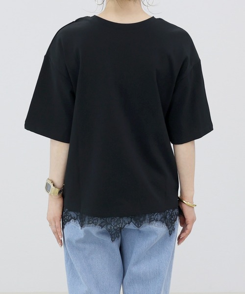 Aletta vita(アレッタビータ)の「裾レースレイヤード半袖プルオーバー(Tシャツ/カットソー・レディース・オフホワイト/ブラック・FREE)」の5枚目の写真