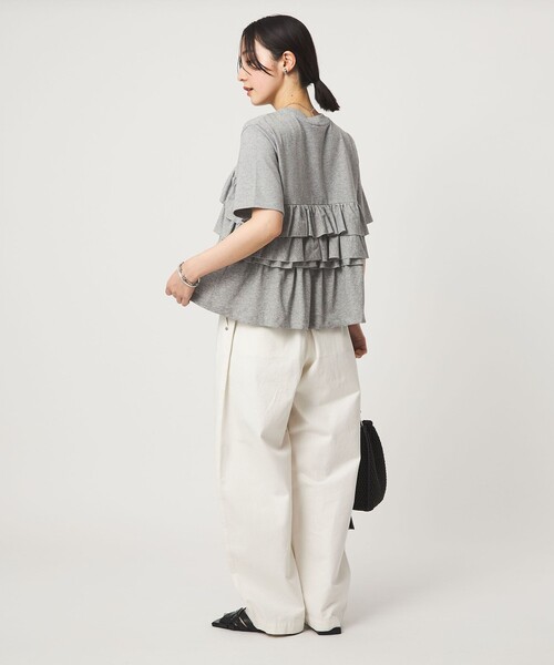 green label relaxing(グリーンレーベルリラクシング)の「【WEB限定】<at ease>フロント フリル ショートスリーブ カットソー(Tシャツ/カットソー・レディース・ホワイト/コバルトブルー/ブラック/ライトグレー・FREE)」の10枚目の写真