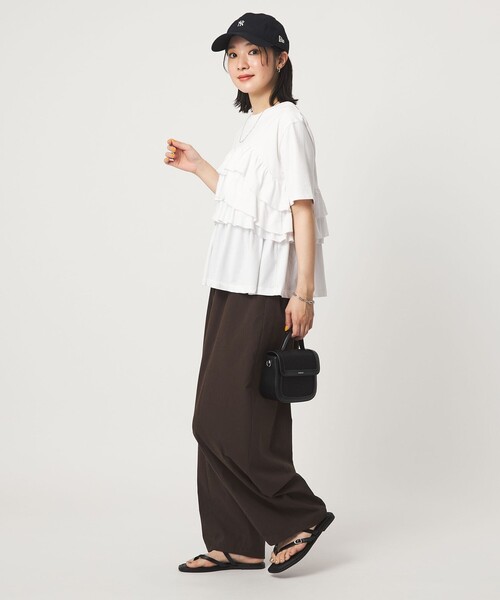 green label relaxing(グリーンレーベルリラクシング)の「【WEB限定】<at ease>フロント フリル ショートスリーブ カットソー(Tシャツ/カットソー・レディース・ホワイト/コバルトブルー/ブラック/ライトグレー・FREE)」の20枚目の写真