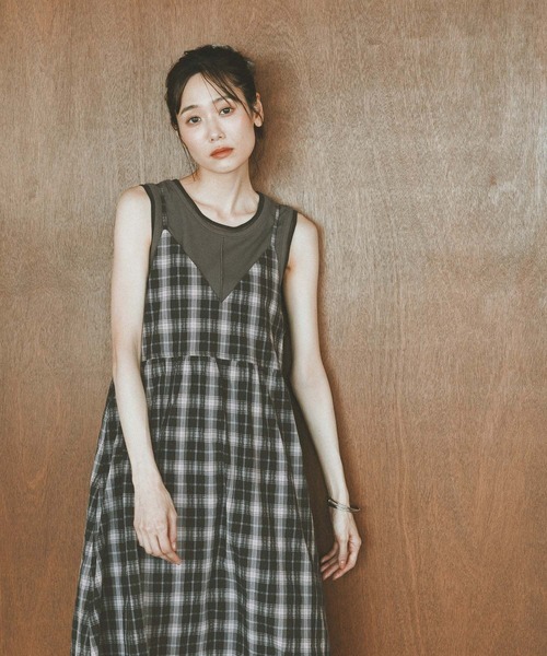GLOBAL WORK(グローバルワーク)の「フェイクドッキングタンクトップ/684039(Tシャツ/カットソー・レディース・ライトイエロー/ダークグレー/ホワイト・MEDIUM/LARGE)」の11枚目の写真