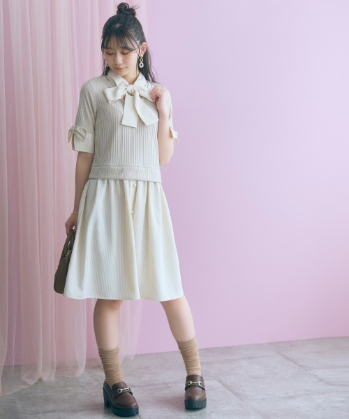marun（マルン）の「＜大きいサイズ＞ストライプシャツドッキングワンピース(リボンタイ付)  marun（ワンピース・レディース・ベージュ系/ネイビー系・LL/L/5L/4L/3L）」の4枚目の写真