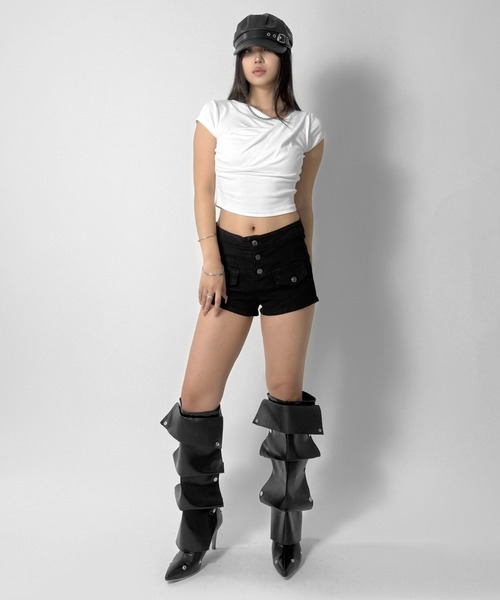 LVEU.(ラブユ.)の「【LVEU.】フロントボタンショートパンツ / ボトムス パンツ ハイウエスト ショートパンツ ボタン ZOZOTOWN限定(その他パンツ・レディース・ブラック・FREE)」の19枚目の写真