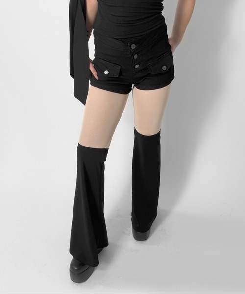 LVEU.(ラブユ.)の「【LVEU.】フロントボタンショートパンツ / ボトムス パンツ ハイウエスト ショートパンツ ボタン ZOZOTOWN限定(その他パンツ・レディース・ブラック・FREE)」の9枚目の写真