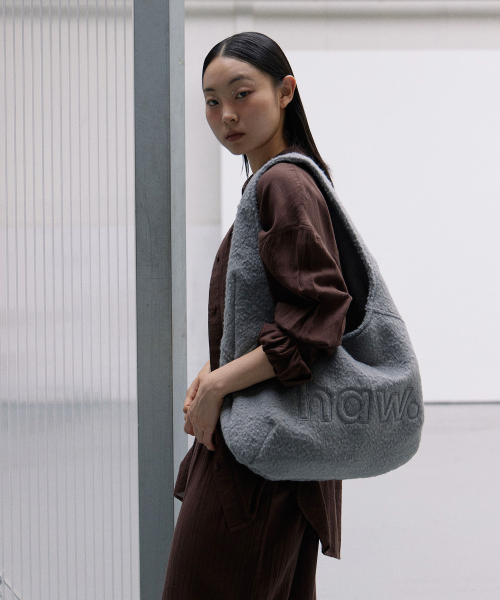 HAVEAWHALE(ハブアホエール)の「wool pebble bag (GR)(ショルダーバッグ・レディース・その他・FREE)」の3枚目の写真