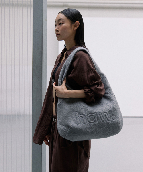 HAVEAWHALE(ハブアホエール)の「wool pebble bag (GR)(ショルダーバッグ・レディース・その他・FREE)」の4枚目の写真