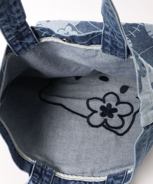 SOMETHING(サムシング)の「SOMETHING×HELLO KITTY (サムシング・ハローキティ)DENIM TOTE BAG/カオハナデザイン デニムトートバッグ/A4対応(トートバッグ・レディース・インディゴブルー・FREE)」の3枚目の写真