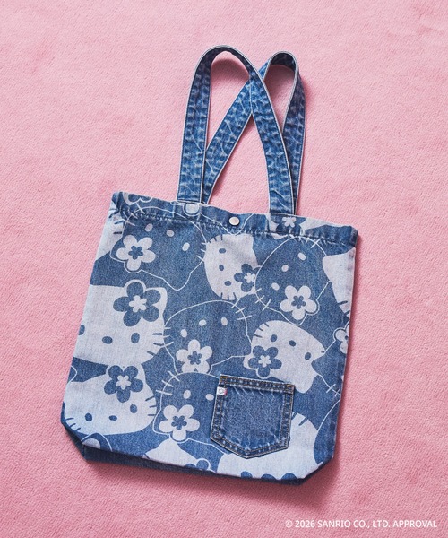 SOMETHING(サムシング)の「SOMETHING×HELLO KITTY (サムシング・ハローキティ)DENIM TOTE BAG/カオハナデザイン デニムトートバッグ/A4対応(トートバッグ・レディース・インディゴブルー・FREE)」の5枚目の写真