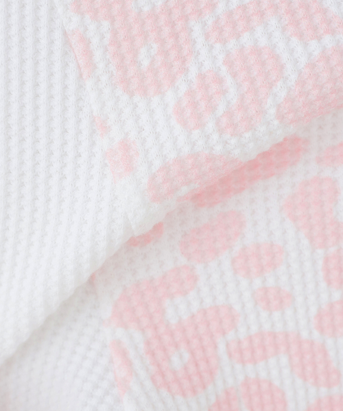 SupBaby by SUPPLIER（サプベイビーバイサプライヤー）の「SupBaby by SUPPLIER Pink Leopard Waffle Raglan Tee（Tシャツ/カットソー・レディース・ピンク・SMALL）」の2枚目の写真