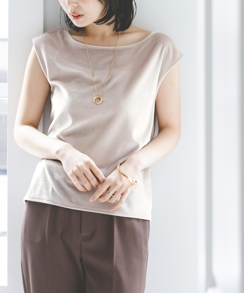 Noble(ノーブル)の「ベロア2WAYタンク(Tシャツ/カットソー・レディース・ベージュ/カーキ・FREE)」の3枚目の写真