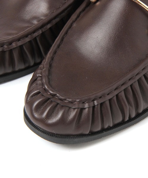 LAKOLE（ラコレ）の「2WAYバブーシュローファー / 807011（ローファー・レディース・ブラウン/ブラック・LARGE/MEDIUM）」の11枚目の写真