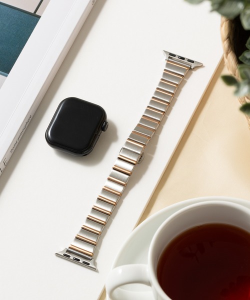 emonique(エモニーク)の「合金 アップルウォッチバンド Apple Watch バンド【38mm/40mm/41mm 対応】(デジタル腕時計・レディース・シルバー/ブラック/シルバー系・38)」の5枚目の写真