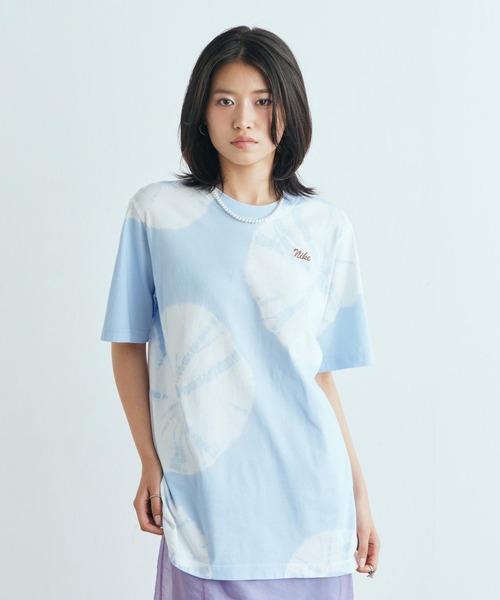 NIKE(ナイキ)の「ナイキ スポーツウェア ウィメンズ Tシャツ / Nike Sportswear Women's T-Shirt IW1212-407 Hydrogen Blue(Tシャツ/カットソー・レディース・クリアブルー・XS/S/M/L/XL)」の1枚目の写真