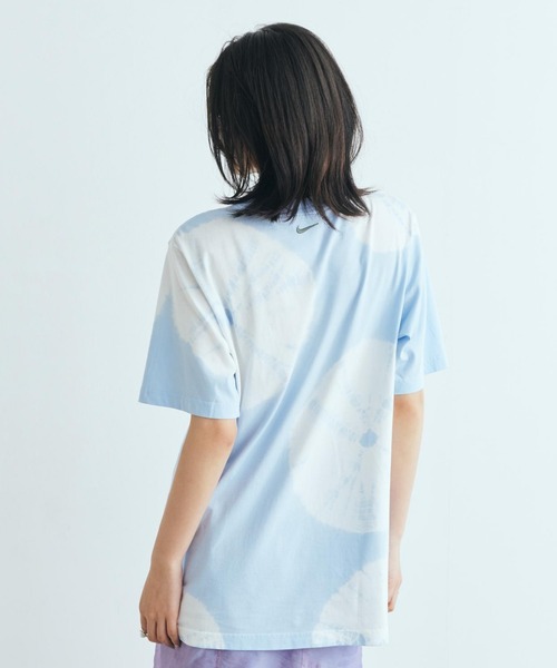NIKE(ナイキ)の「ナイキ スポーツウェア ウィメンズ Tシャツ / Nike Sportswear Women's T-Shirt IW1212-407 Hydrogen Blue(Tシャツ/カットソー・レディース・クリアブルー・XS/S/M/L/XL)」の2枚目の写真