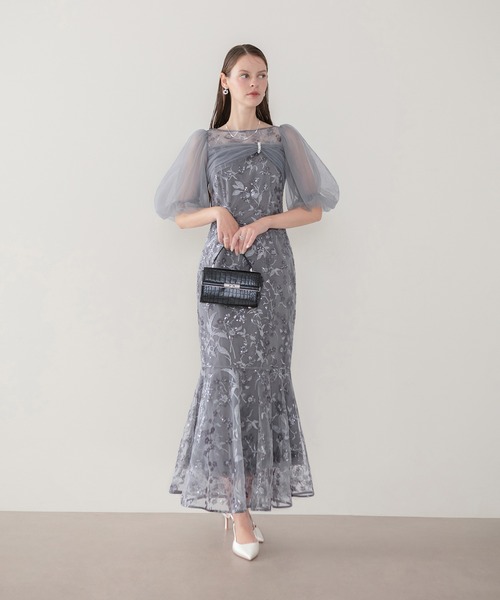 Leja（レジャ）の「【LEJA】チュールリボンスパンコールボリュームスリーブマーメイドワンピースドレス美脚効果結婚式 パーティードレス 成人式 二次会 同窓会 お呼ばれ オケージョン 20代 30代（ドレス・レディース・グレー・SMALL/MEDIUM）」の2枚目の写真