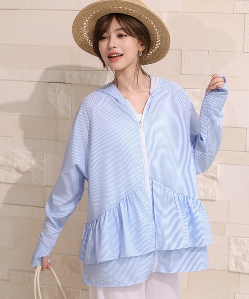 TeddyShop(テディショップ)の「【UVカット率99%/UPF50+/フード・サムホール付き/ふわっと超軽量】お尻が隠れる絶妙丈感。長袖ストライプ柄ティアードフリルラッシュガードパーカー(パーカー・レディース・ブルー/イエロー・S/L/M/LL)」の4枚目の写真