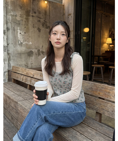 GIEMAR（ジエマル）の「フラワーリブスリーブレス（ベスト・レディース・その他・FREE）」の2枚目の写真