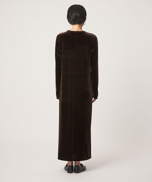 green label relaxing（グリーンレーベルリラクシング）の「［size SHORTあり］ベロア ロングスリーブ ワンピース（ワンピース・レディース・ダークブラウン/ベージュ/ブラック・SHORT/FREE）」の10枚目の写真