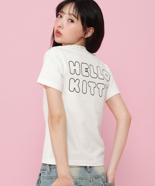 ALAND(エーランド)の「【ハローキティ】AロゴTシャツ(Tシャツ/カットソー・レディース・ブラック/ホワイト・SMALL/LARGE)」の1枚目の写真