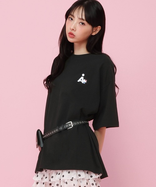ALAND(エーランド)の「【ハローキティ】AロゴTシャツ(Tシャツ/カットソー・レディース・ブラック/ホワイト・SMALL/LARGE)」の2枚目の写真