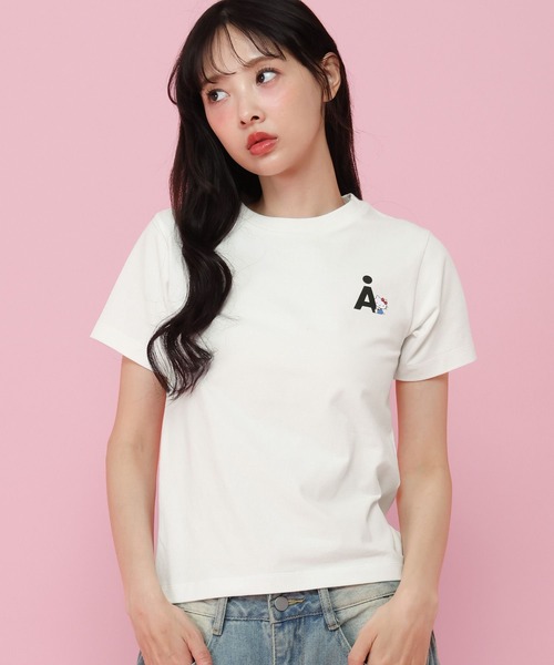 ALAND(エーランド)の「【ハローキティ】AロゴTシャツ(Tシャツ/カットソー・レディース・ブラック/ホワイト・SMALL/LARGE)」の8枚目の写真