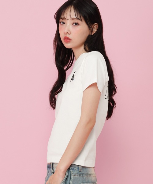 ALAND(エーランド)の「【ハローキティ】AロゴTシャツ(Tシャツ/カットソー・レディース・ブラック/ホワイト・SMALL/LARGE)」の10枚目の写真
