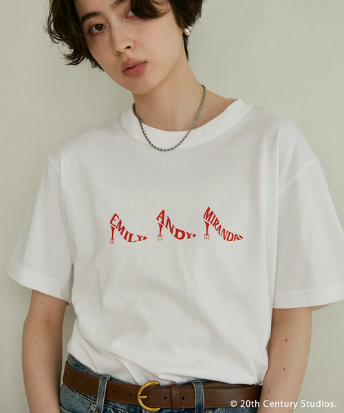 GOOD ROCK SPEED(グッドロックスピード)の「GOOD ROCK SPEED/グッドロックスピード 【The Devil Wears Prada】Heels Tシャツ/『プラダを着た悪魔』(Tシャツ/カットソー・レディース・オフホワイト/チャコール・フリ-)」の2枚目の写真