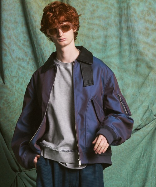 MAISON SPECIAL（メゾンスペシャル）の「《UNISEX》120/2/2 Suvin Cotton Gabardine Prime-Over Leather Collar CWU Flight Jacket/スビンコットンギャバジンプライムオーバー衿レザーCWUフライトジャケット【MAISON SPECIAL/メゾンスペシャル】■セットアップ対応■（ブルゾン・メンズ・カーキ/ブルー/チャコールグレー/ブラック・1/0/2）」の4枚目の写真