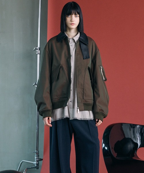 MAISON SPECIAL（メゾンスペシャル）の「《UNISEX》120/2/2 Suvin Cotton Gabardine Prime-Over Leather Collar CWU Flight Jacket/スビンコットンギャバジンプライムオーバー衿レザーCWUフライトジャケット【MAISON SPECIAL/メゾンスペシャル】■セットアップ対応■（ブルゾン・メンズ・カーキ/ブルー/チャコールグレー/ブラック・1/0/2）」の14枚目の写真