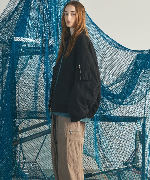MAISON SPECIAL（メゾンスペシャル）の「《UNISEX》120/2/2 Suvin Cotton Gabardine Prime-Over Leather Collar CWU Flight Jacket/スビンコットンギャバジンプライムオーバー衿レザーCWUフライトジャケット【MAISON SPECIAL/メゾンスペシャル】■セットアップ対応■（ブルゾン・メンズ・カーキ/ブルー/チャコールグレー/ブラック・1/0/2）」の21枚目の写真
