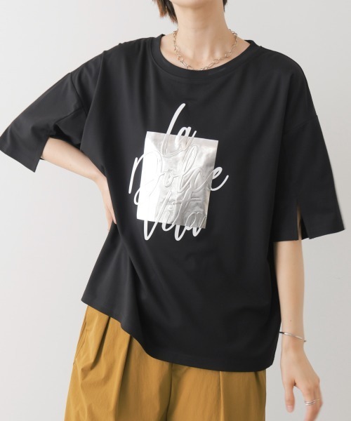 Bou Jeloud(ブージュルード)の「箔エンボス五分袖Tシャツ(Tシャツ/カットソー・レディース・オフホワイト/ブラック/ブラウン・FREE)」の3枚目の写真