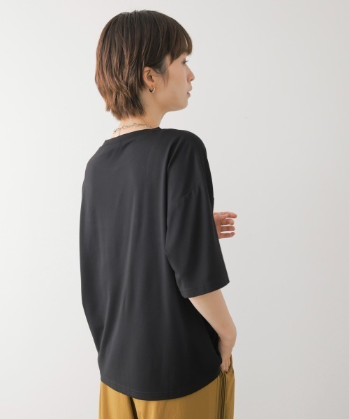 Bou Jeloud(ブージュルード)の「箔エンボス五分袖Tシャツ(Tシャツ/カットソー・レディース・オフホワイト/ブラック/ブラウン・FREE)」の20枚目の写真
