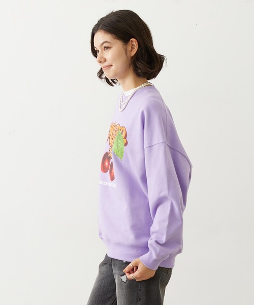 MILKFED.（ミルクフェド）の「CHERRY LOGO SWEAT TOP（スウェット・レディース・オフホワイト/ネイビー/ライトパープル・L/M）」の16枚目の写真