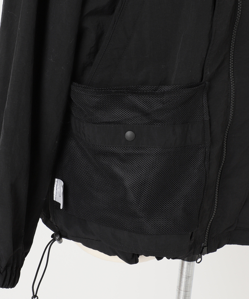 FRAMeWORK（フレームワーク）の「≪WEB先行 / 追加≫ALTUS/アルタス 別注W ZIP マウンテンパーカー（マウンテンパーカー・レディース・ベージュ系その他/スミクロ/ブラック/ウッド・FREE）」の18枚目の写真