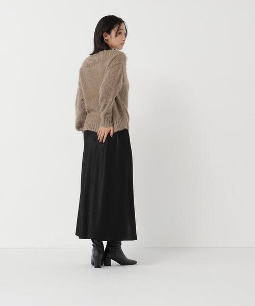 NATURAL BEAUTY BASIC(ナチュラルビューティーベーシック)の「バイアスサテンナロースカート(スカート・レディース・ベージュ/ブラック/オフホワイト・MEDIUM/SMALL)」の8枚目の写真