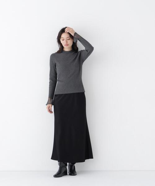 NATURAL BEAUTY BASIC(ナチュラルビューティーベーシック)の「バイアスサテンナロースカート(スカート・レディース・ベージュ/ブラック/オフホワイト・MEDIUM/SMALL)」の11枚目の写真