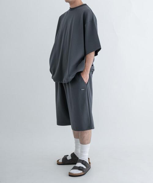 TOHA(トハ)の「リカバリーウェア カットソー 半袖/ショーツ(ルームウェア/パジャマ・メンズ・ネイビー/チャコールグレー/アイボリー/ブラウン・MEDIUM/X-LARGE/LARGE/SMALL)」の3枚目の写真
