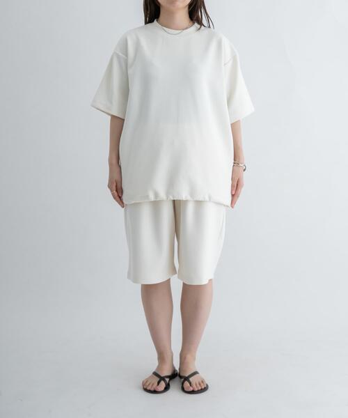 TOHA(トハ)の「リカバリーウェア カットソー 半袖/ショーツ(ルームウェア/パジャマ・メンズ・ネイビー/チャコールグレー/アイボリー/ブラウン・MEDIUM/X-LARGE/LARGE/SMALL)」の6枚目の写真