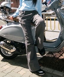Openyard（オープンヤード）の「『Openyard/オープンヤード』CONTOUR FLARE CARGO PANTS/コントゥアーフレアカーゴパンツ（カーゴパンツ）」