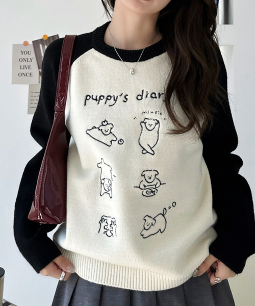 Ada.(エイダ)の「ドッグ刺繍 配色ラグランスリーブ ニット プルオーバー(ニット/セーター・レディース・ネイビー/レッド/ブラック・FREE)」の2枚目の写真